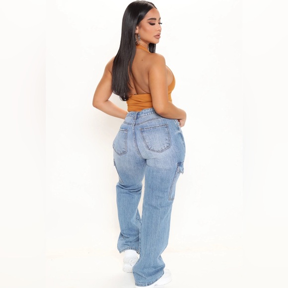 FASHION NOVA HALTER BODYSUIT - Picture 2 of 3